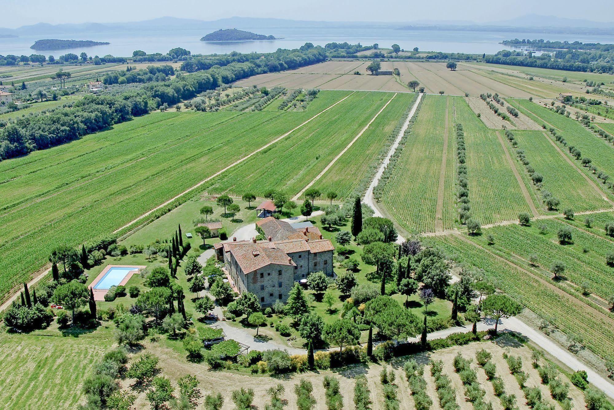 La Fattoria Del Rio Di Sopra - Agriturismo Baldeschi Tuoro sul Trasimeno Extérieur photo